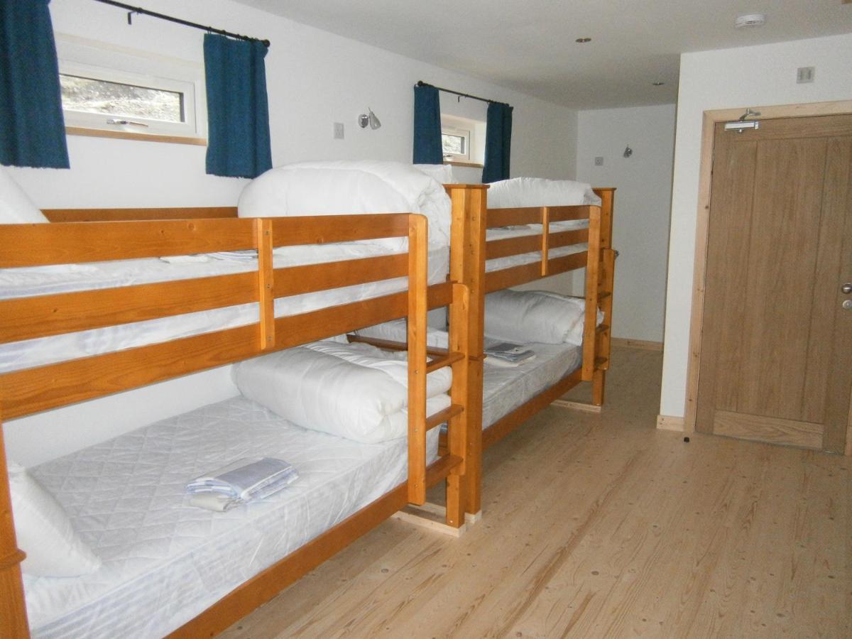 Otter Bunkhouse Hostel Cairisiadar Ngoại thất bức ảnh
